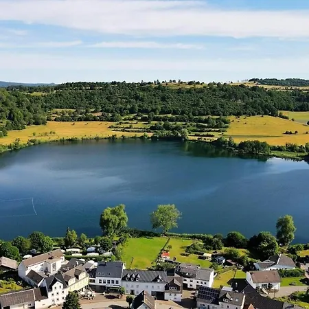 Daire Ferienwohnung Luxus Ferienwohnung Traum-seeblick Schalkenmehren